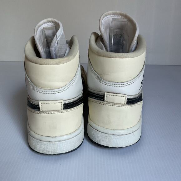 Jordan PS Jordan 1 Mid - Black / Aura / Squadron Blue – Kith Air Jordan 1 Mid White Black Sail Women 5 Youth 3.5Y High Top Sneakers